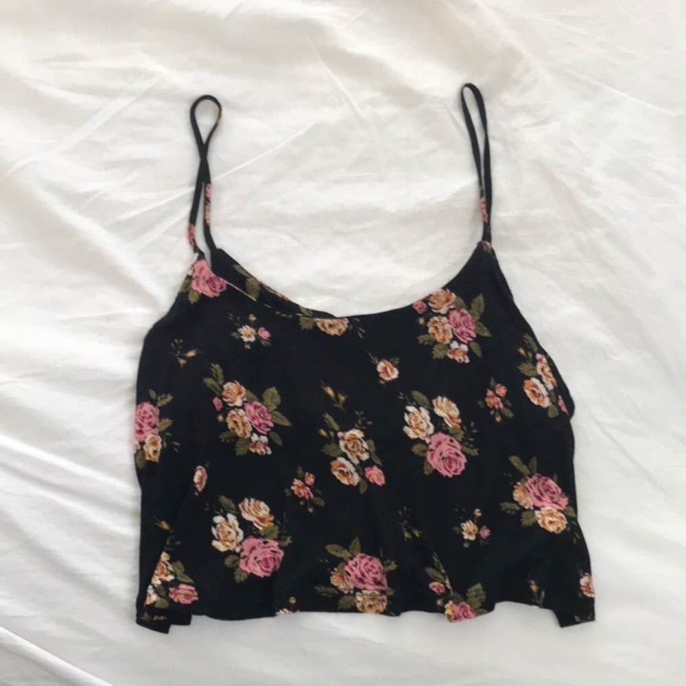 Cropped floral flowy tank